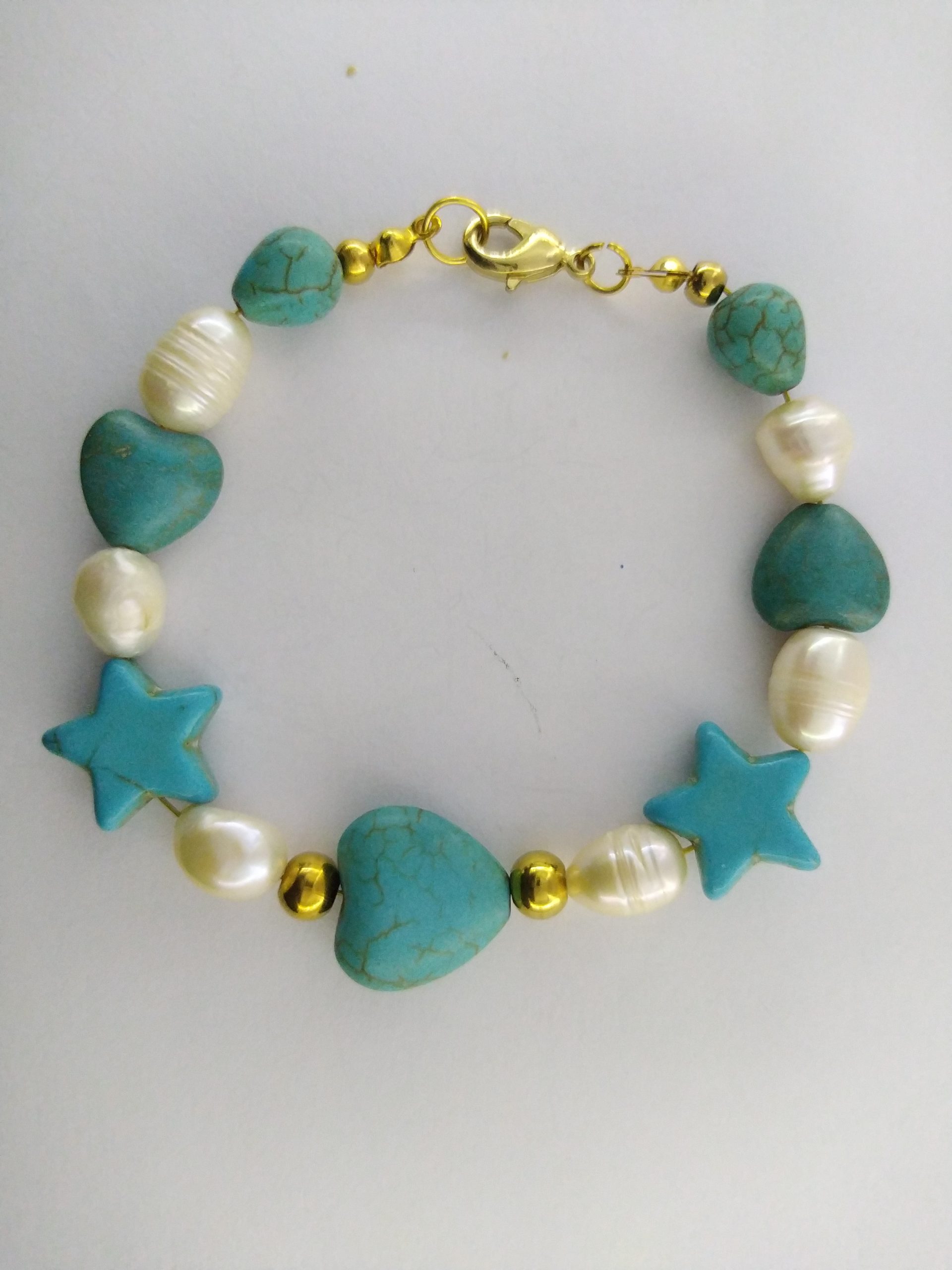 Pulsera estrellitas y corazones