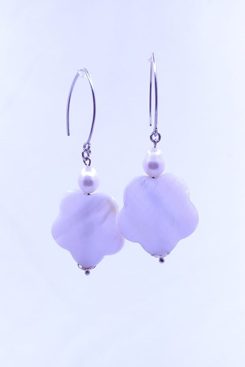 Pendientes Flor Blanca